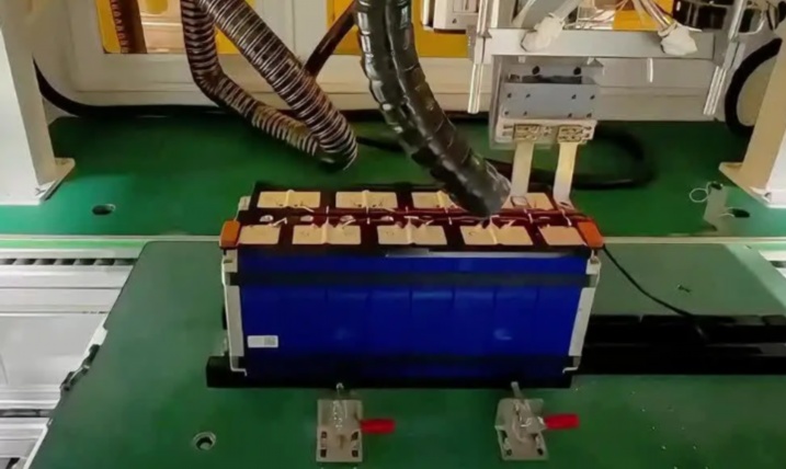 電池焊接技術(shù)在新能源汽車(chē)中的應用