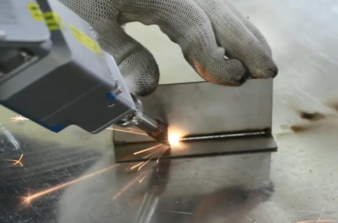光纖激光焊接機技術(shù)人才培養瓶頸分析